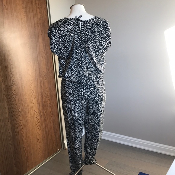 Tiger jumpsuit - Picture 5 of 5